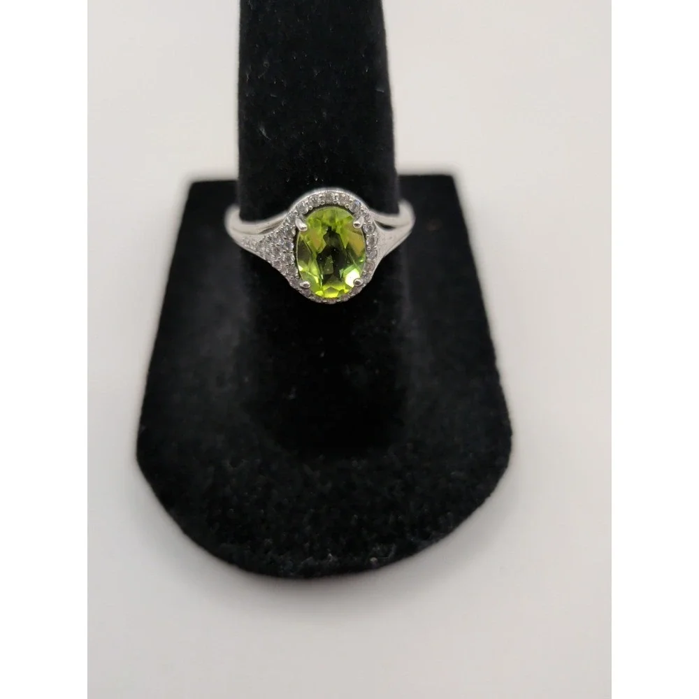 Oval Green Tourmaline Sterling Silver Ring Size 6.5‎